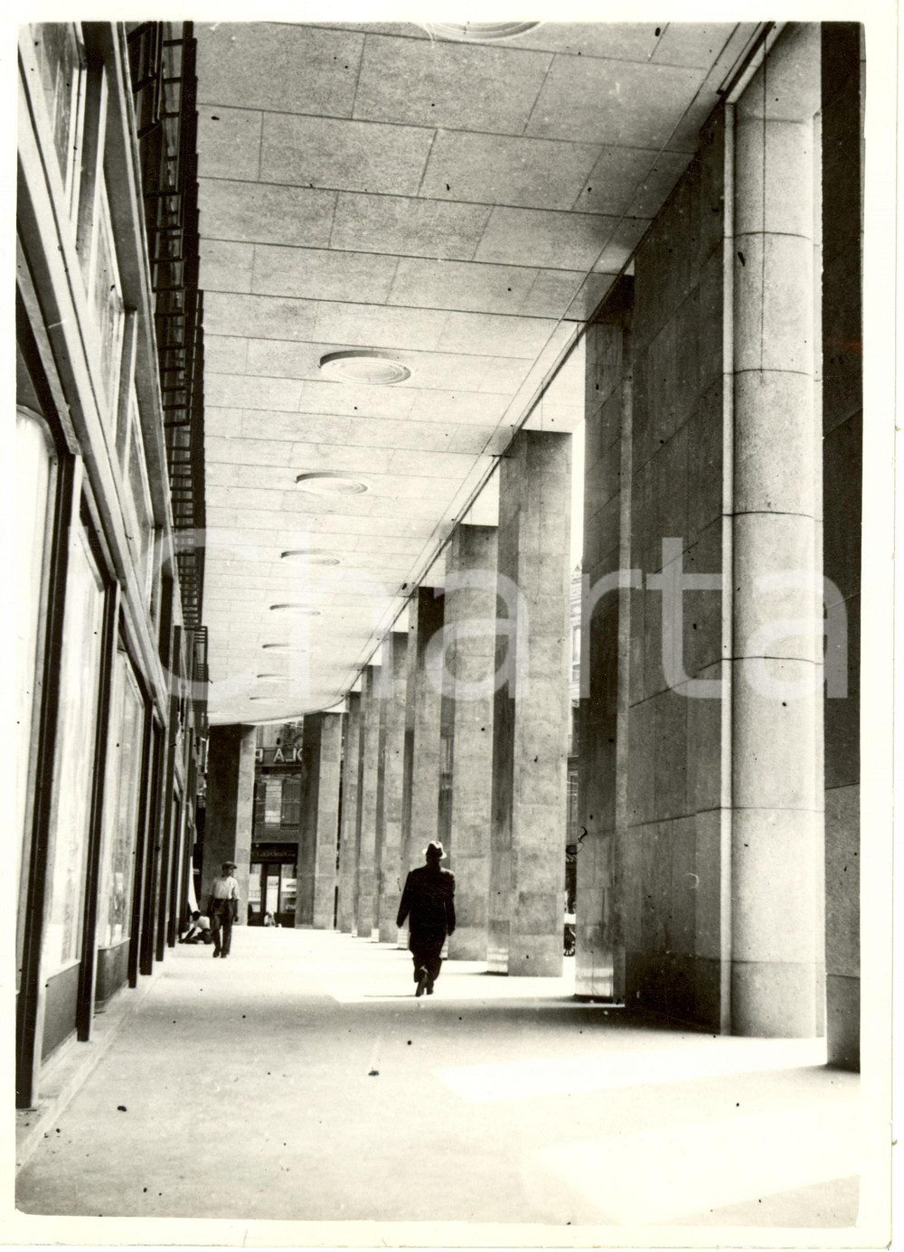 Fotografia d epoca originale 1938 MILANO Piazza SAN BABILA Palazzo del TORO La nuova galleria Fotografia 1