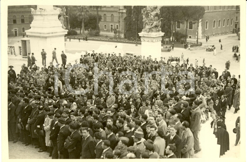 Fotografia d epoca originale 1930 ROMA Convegno Nazionale GioventÃ¹ Cattolica  Omaggio al Milite Ignoto Foto 1