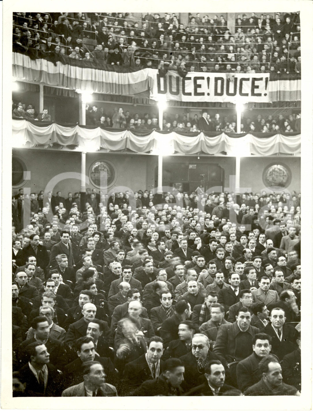 Fotografia d epoca originale 1938 MILANO Teatro DAL VERME Adunata operai dell Industria Fotografia 1