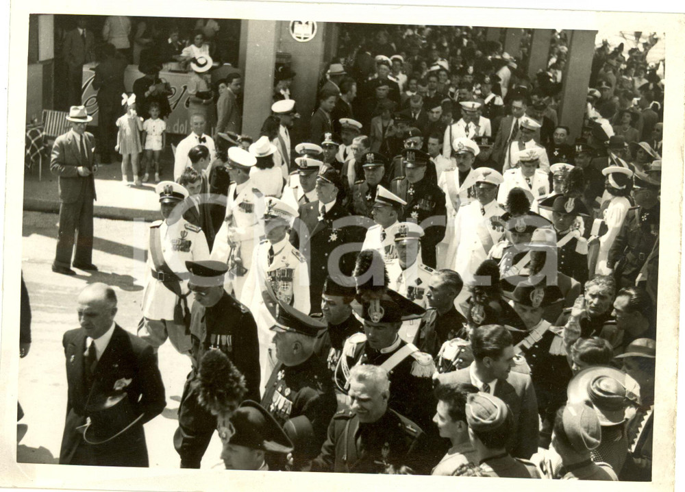 Fotografia d epoca originale 1939 PADOVA Filiberto di SAVOIA Duca PISTOIA visita fiera con le autoritÃ  Foto 1