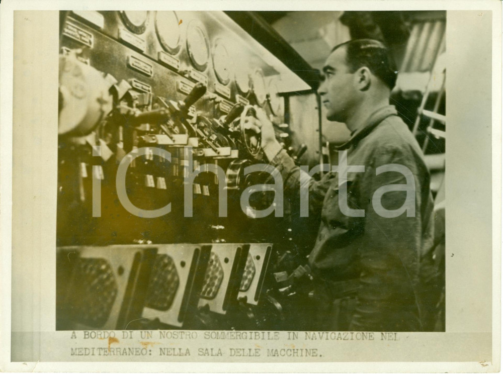 Fotografia d epoca originale 1942 MEDITERRANEO WWII GUERRA NAVALE Sala macchine sottomarino italiano FOTO 1
