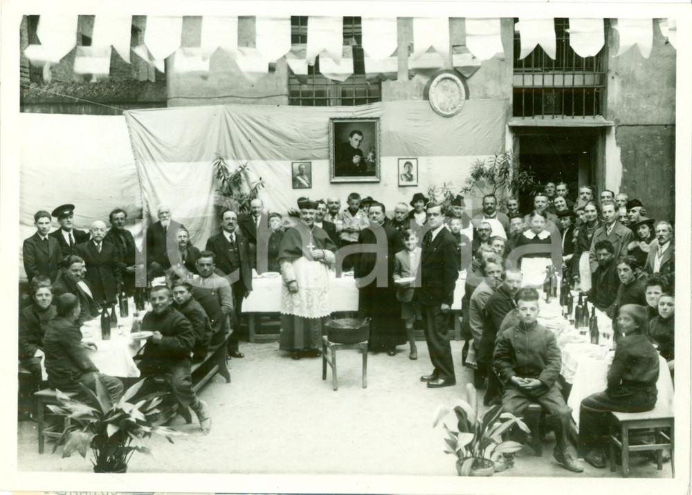 Fotografia d epoca originale 1937 TORINO Cardinale Maurilio FOSSATI al pranzo spazzacamini Fotografia 1