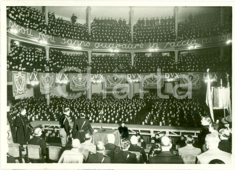 Fotografia d epoca originale 1937 TORINO Achille STARACE acclamato a Teatro da Camicie Nere Fotografia 1