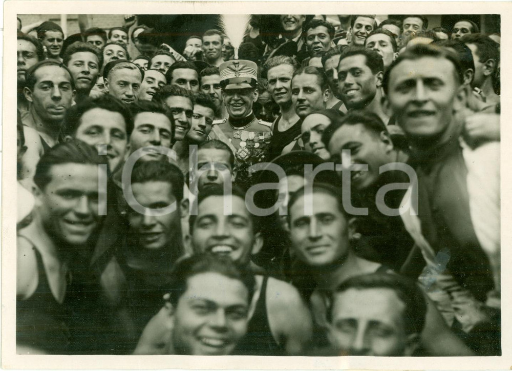 Fotografia d epoca originale 1935 TORINO Maresciallo Gaetano GIARDINO con Bersaglieri anniversario Fondazione 1