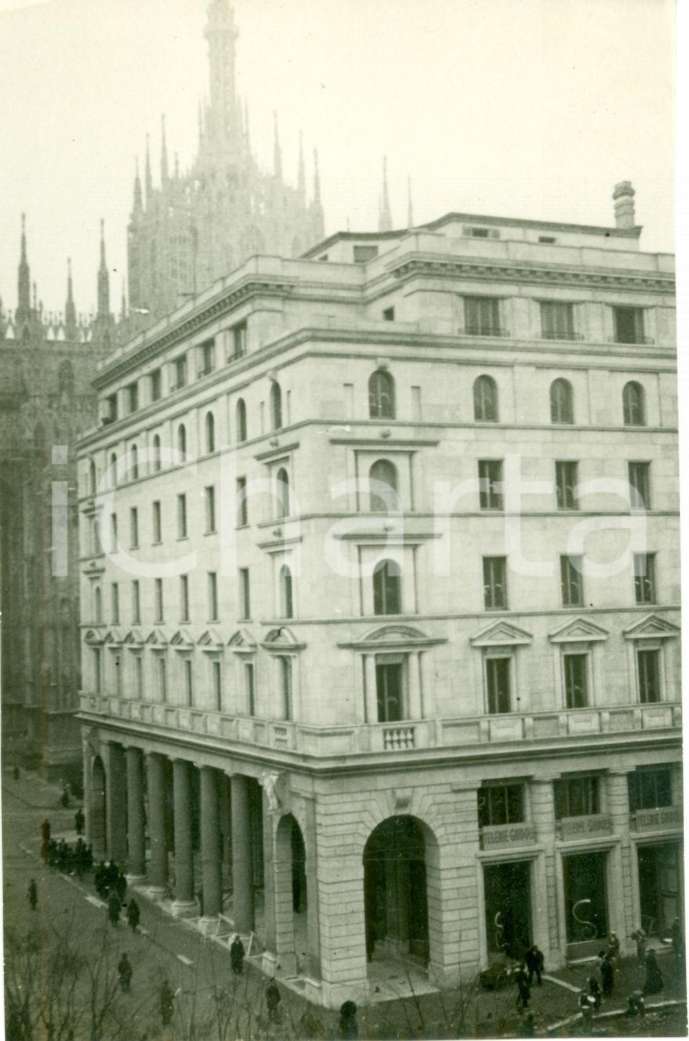 Fotografia d epoca originale 1933 MILANO Nuovo palazzo TELERIE GHIDOLI in via ARCIVESCOVADO Fotografia 1
