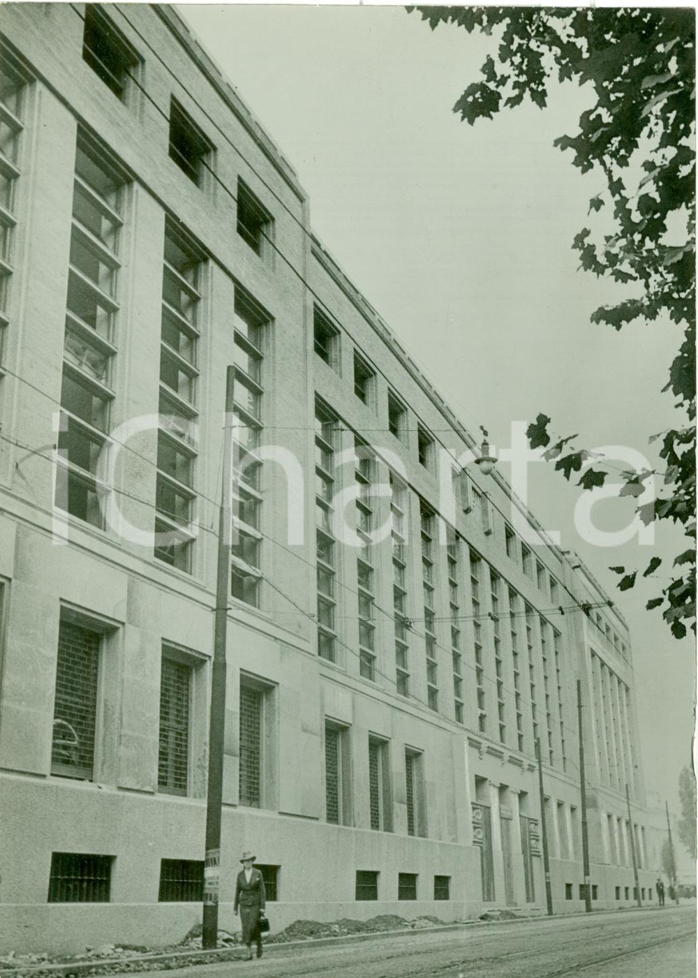 Fotografia d epoca originale 1938 MILANO Nuova Casa della EDISON in Via CERESIO Fotografia ANIMATA 1