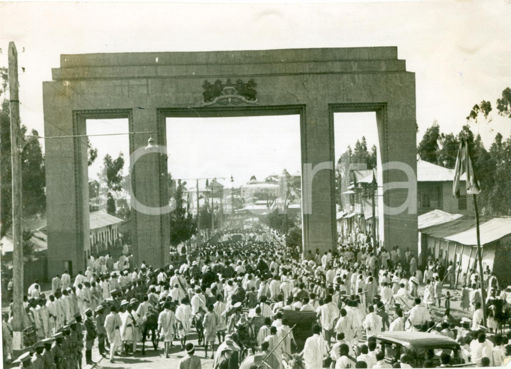 Fotografia d epoca originale 1936 ADDIS ABEBA ETIOPIA AOI Guerrieri abissini prima di partire per il fronte 1