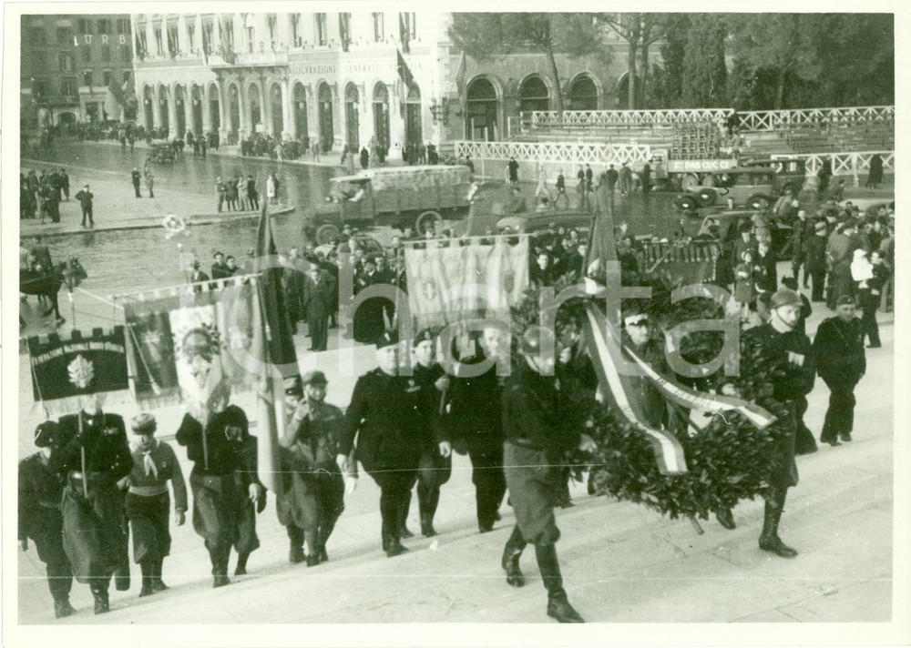 Fotografia d epoca originale 1938 ROMA Omaggio Reggimenti Combattenti al MILITE IGNOTO Fotografia 1