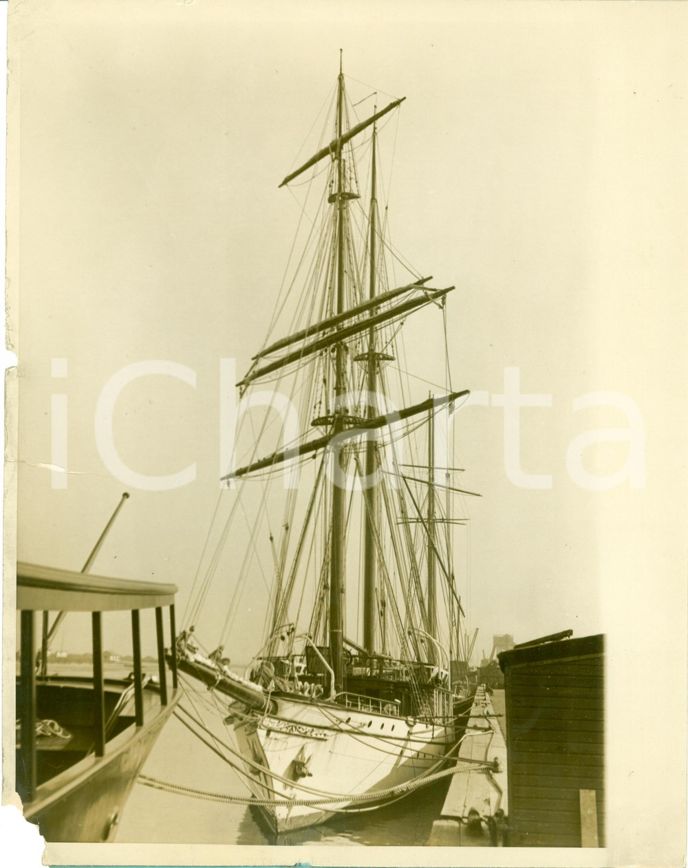 Fotografia d epoca originale 1925 ca NEW YORK Brigantino yacht ILLYRIA spedizione zoologica Foto DANNEGGIATA 1