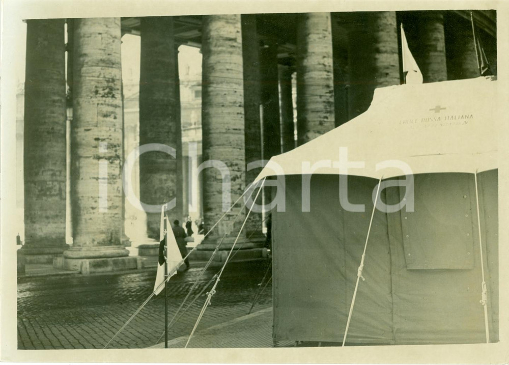 Fotografia d epoca originale 1939 ROMA Tenda CROCE ROSSA Italiana in Piazza SAN PIETRO per PIO XII Foto 1