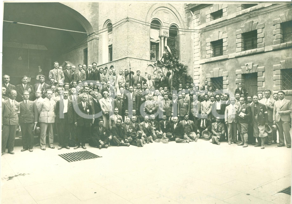 Fotografia d epoca originale 1930 ca PADOVA Raduno ex combattenti GRANDE GUERRA decorati Fotografia 1
