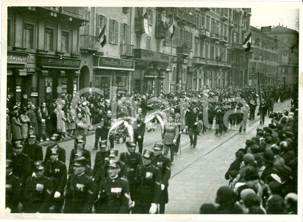 Fotografia d epoca originale 1931 MILANO Corteo della Vittoria a CORSO VENEZIA Fotografia 1