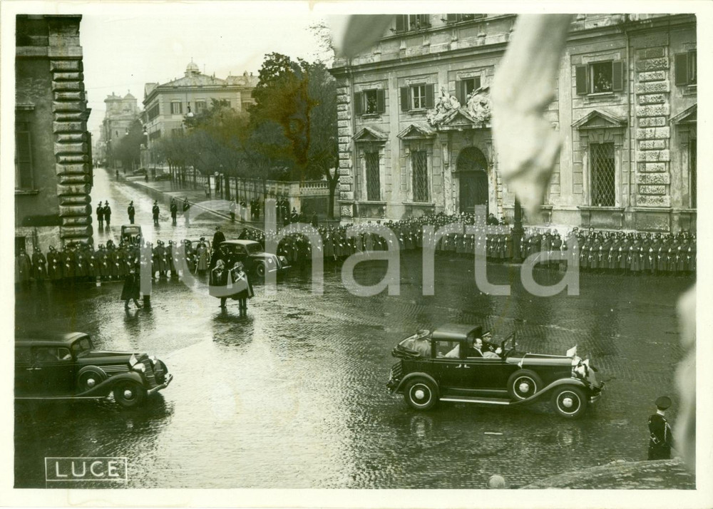 Fotografia d epoca originale 1939 ROMA Papa PIO XII esce dal QUIRINALE dopo visita al Re Fotografia 1