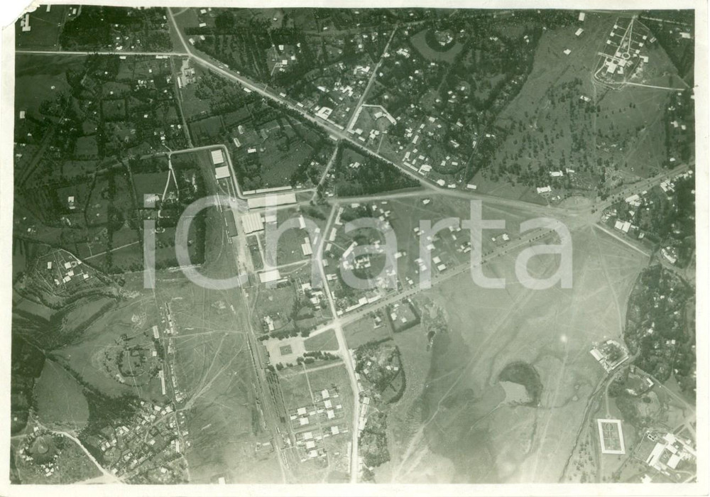 Fotografia d epoca originale 1935 ca ADDIS ABEBA ETIOPIA Veduta aerea stazione ferroviaria bagni termali 1