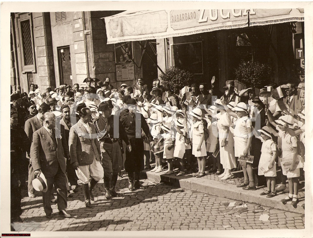 Fotografia d epoca originale 1934 Roma Gerarchi rassegnano partenza bimbi x colonie 1