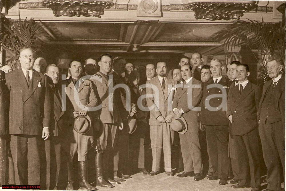 Fotografia d epoca originale 1931 Napoli Dino Grandi parte per New York CONTE GRANDE 1