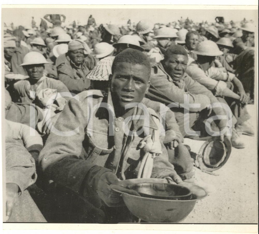 Fotografia d epoca originale 1941 MARMARICA LIBIA WW2 Prigionieri britannici in un campo di concentramento 1