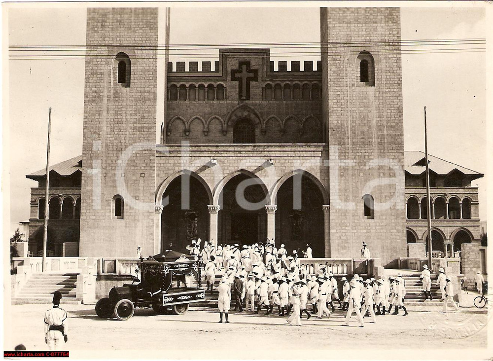 Fotografia d epoca originale 1930 MOGADISCIO SOMALIA Traslazione salma Vescovo Bernardino BIGI in Cattedrale 1