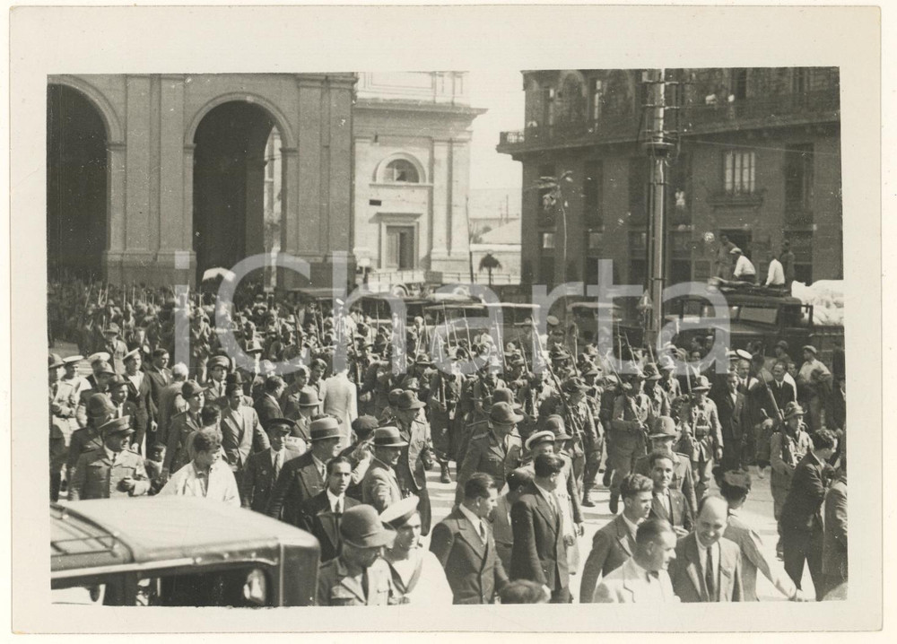 Fotografia d epoca originale 1935 NAPOLI Battaglione Guardia di Finanza in partenza per AFRICA ORIENTALE Foto 1