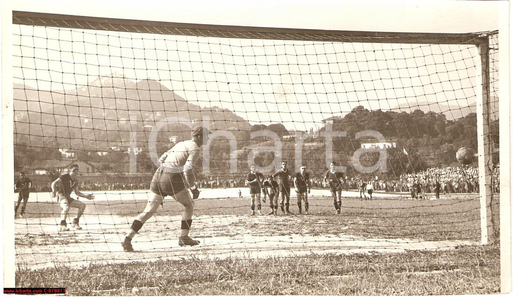 Fotografia d epoca originale 1942 Calcio FOTO partita Varese  Cuneo Punizione 1