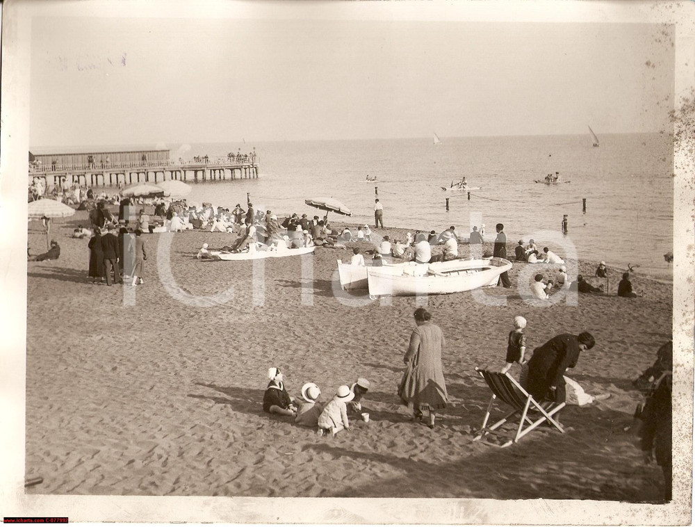 Fotografia d epoca originale 1932 Ostia Lido di Roma Foto stabilimento con bagnanti 1