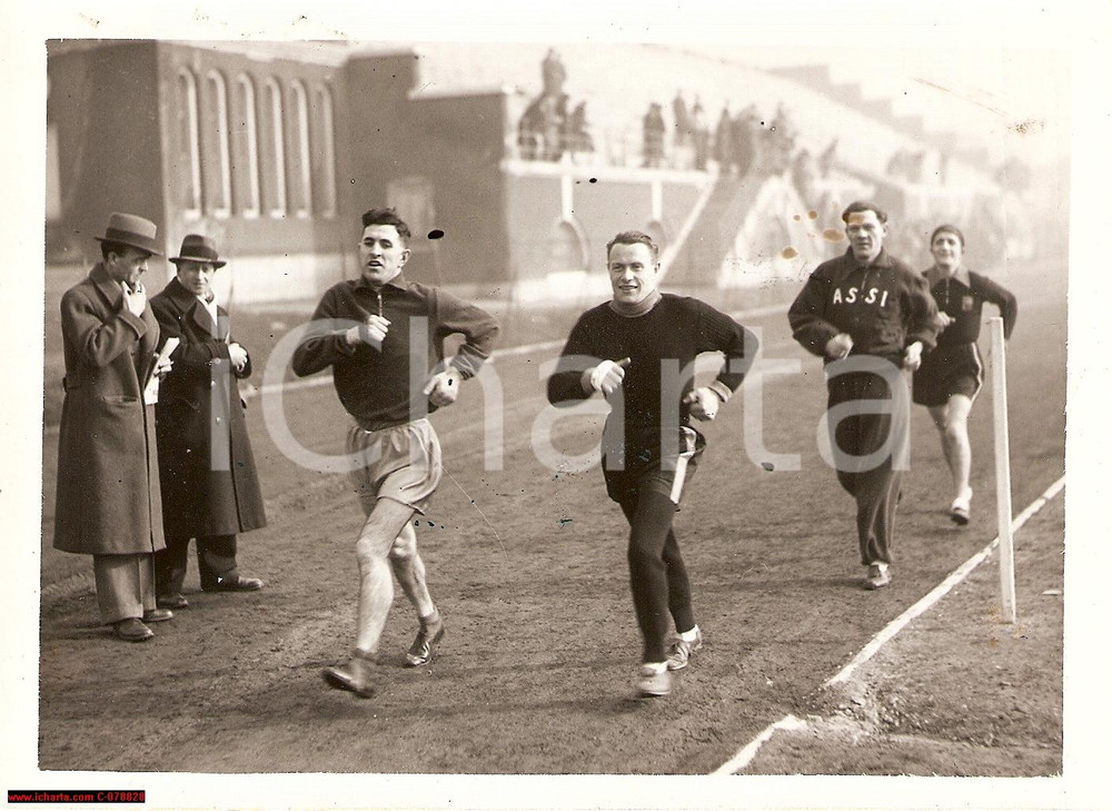 Oggetto da collezione cartaceo 1936 Milano UGO FRIGERIO allenamenti CAMPO GIURIATI 1