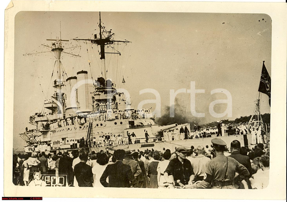 Fotografia d epoca originale 1.09.1939 WW2, Nave SMS SchleswigHolsein a Danzica 1