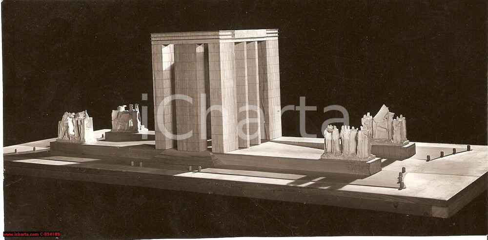 Fotografia d epoca originale 1937 Milano, Monumento alla Vittoria, FOTOGRAFIA DEL PLASTICO DI PROGETTO 1