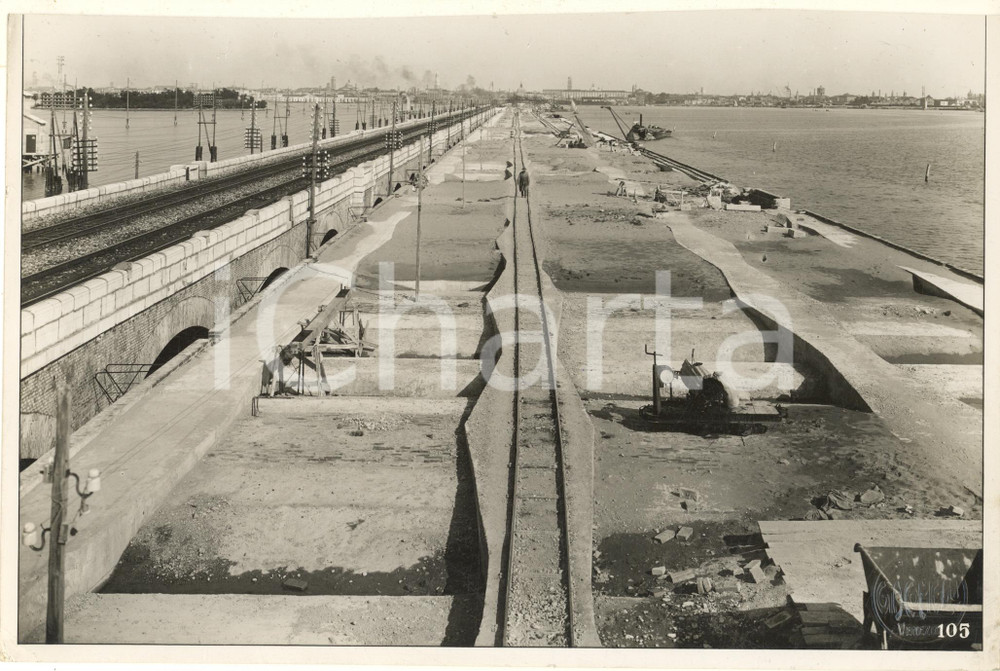 Fotografia d epoca originale 1932 VENEZIA Costruzione Ponte Littorio Ponte della Libertà Foto DANNEGGIATA 1