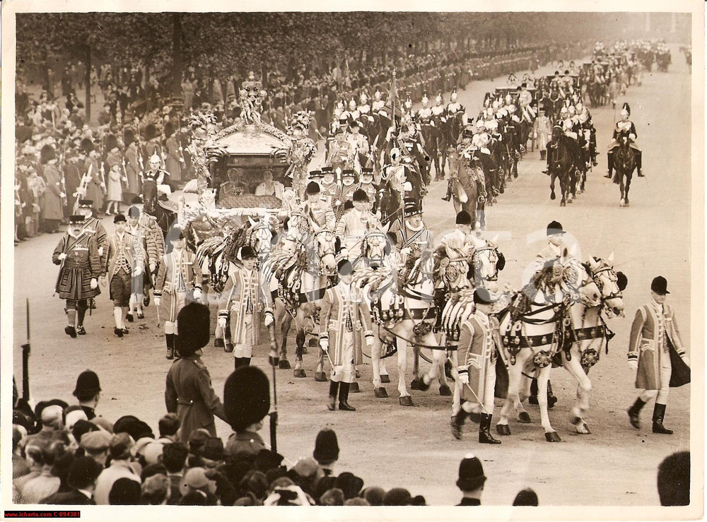 Fotografia d epoca originale 1937 LONDON Carrozza di GEORGE VI diretta a WESTMINSTER per aprire il Parlamento 1