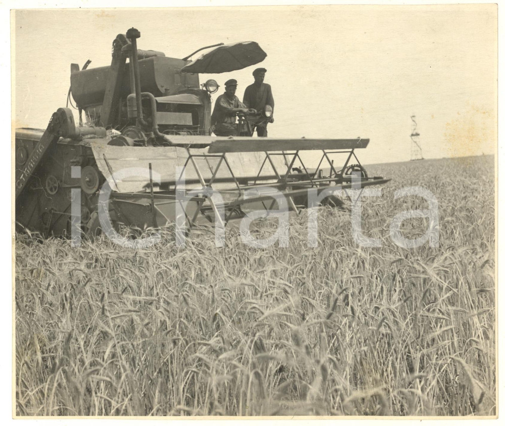 Fotografia d epoca originale 1930 ca AZERBAIJAN USSR Lavoro con mietitrebbiatrice in un kolchoz Foto 1