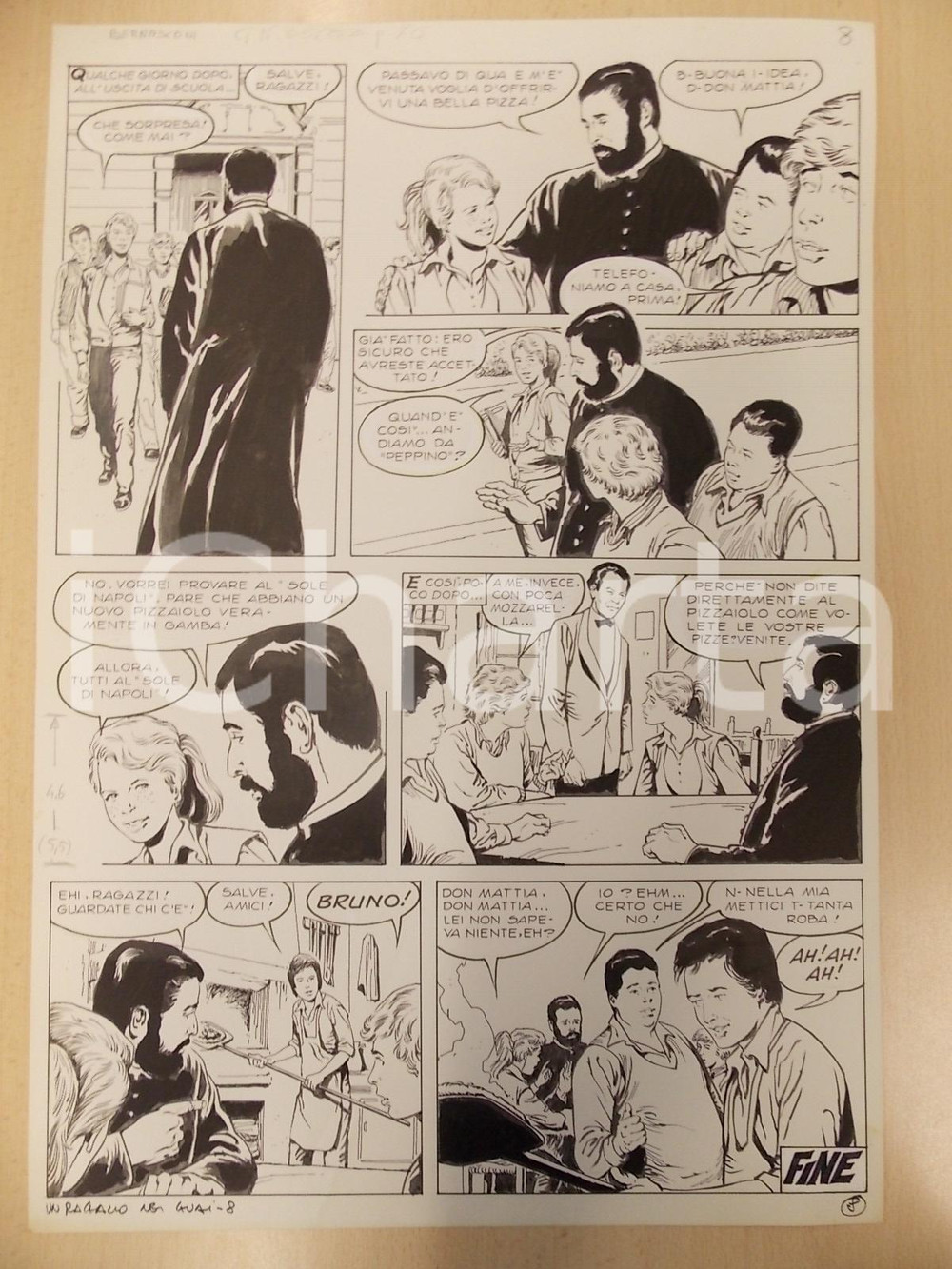 Opera d’arte autentica 1970 ca RAGAZZO NEI GUAI Luciano BERNASCONI Pizzaiolo prepara pizza Tavola LUBE 1