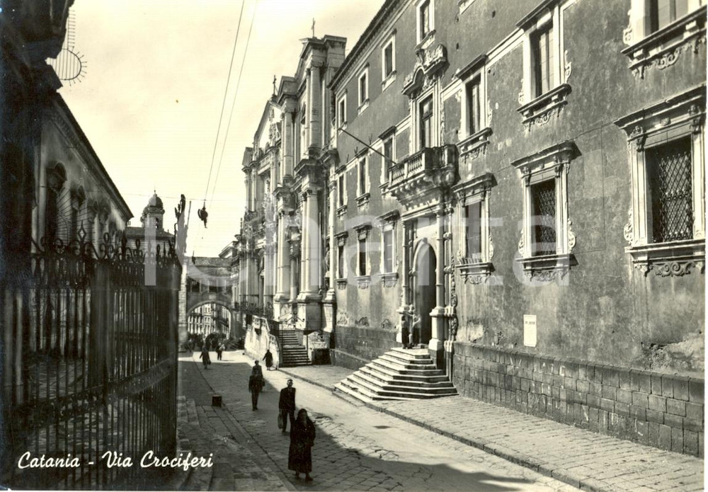 Cartolina originale da collezione 1959  CATANIA Veduta di via CROCIFERI Cartolina animata FG VG 1