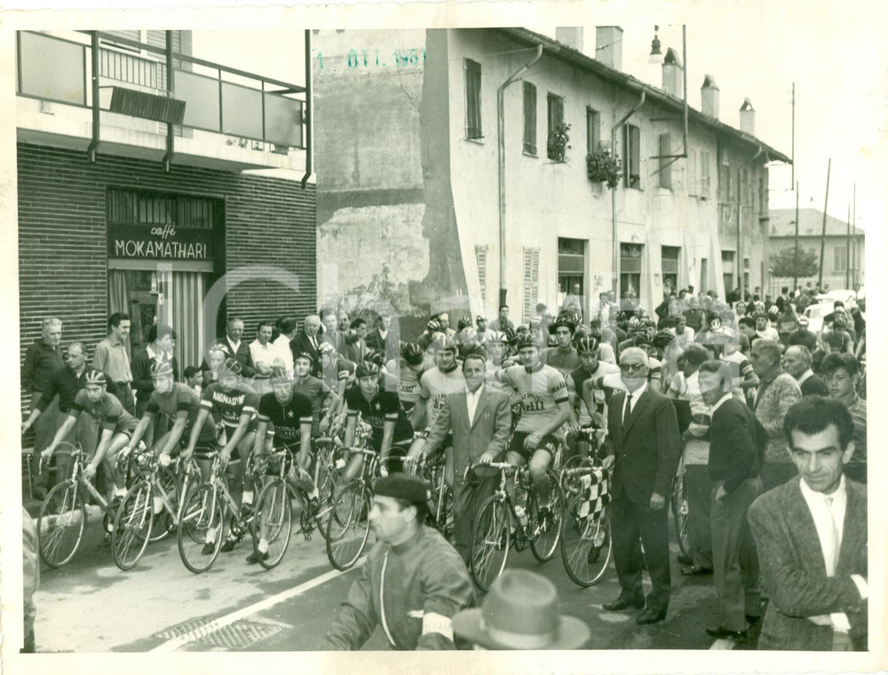 Fotografia d epoca originale 1961 OSPITALETTO DI CORMANO Ciclismo Coppa ACI Combattenti CaffÃ¨ MOKAMATHARI 1