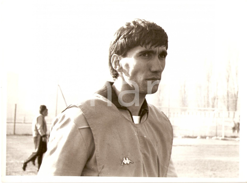 Fotografia d epoca originale 1980 ca JUGOSLAVIA Calcio NAZIONALE Zlatko VUJOVIC Ritratto Fotografia 1