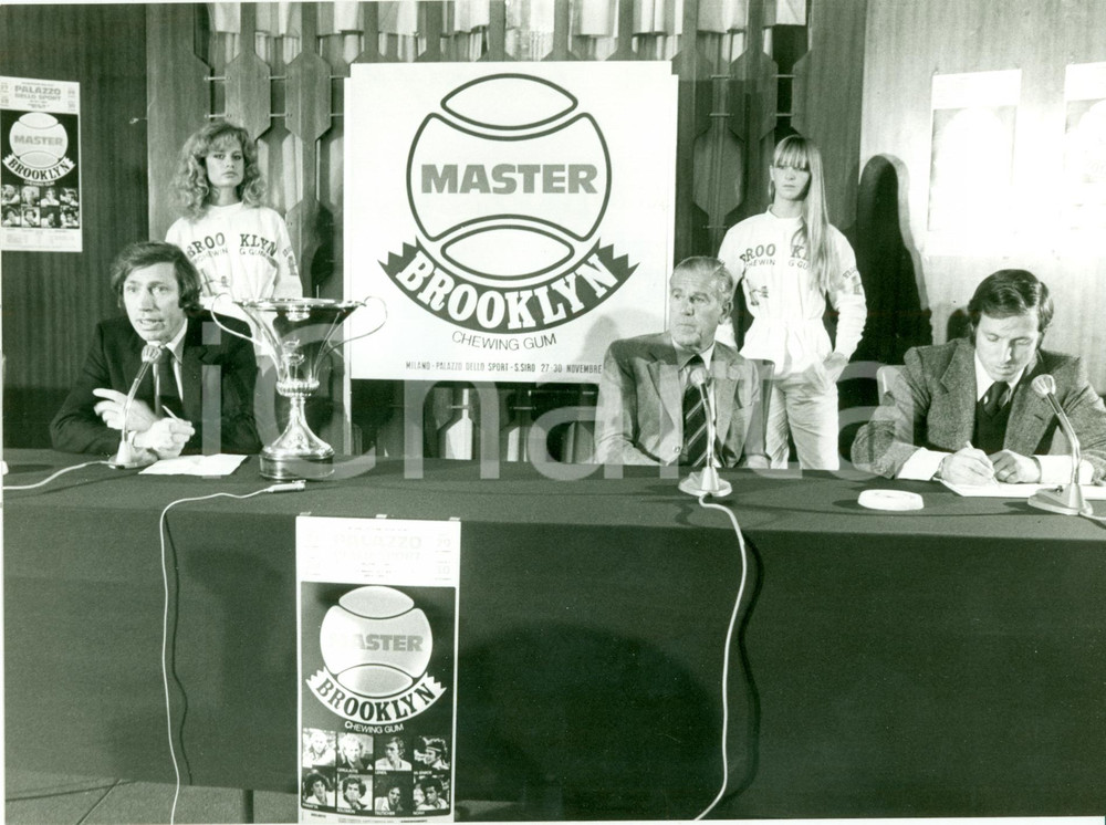 Fotografia d epoca originale 1980 MILANO Tennis Carlo DELLA VIDA al Master BROOKLYN Chewing Gum FOTOGRAFIA 1