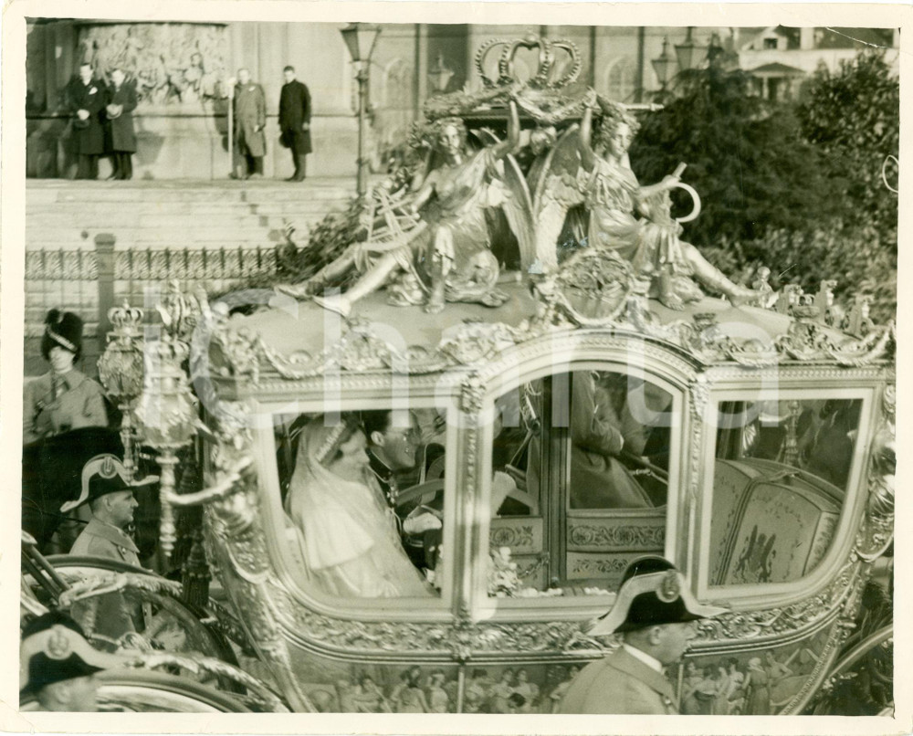 Fotografia d epoca originale 1937 THE HAGUE NE carrozza nuziale regina Giuliana dei PAESI BASSI Fotografia 1