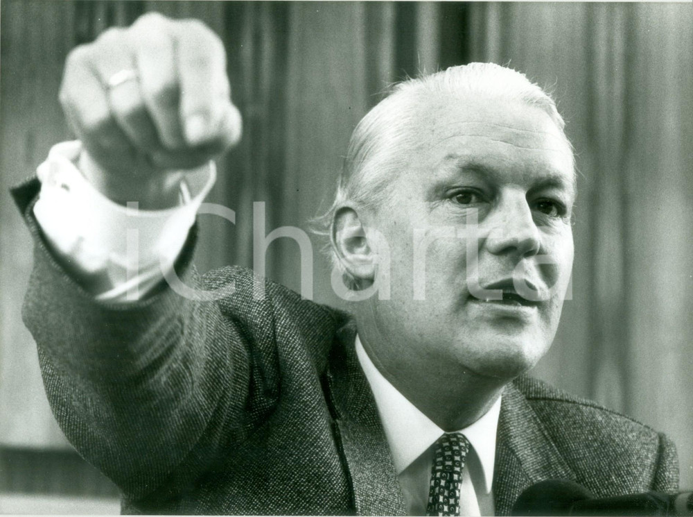 Fotografia d epoca originale 1987 BONN Ministro delle FinanzeGerhard STOLTENBERG durante un discorso Foto 1