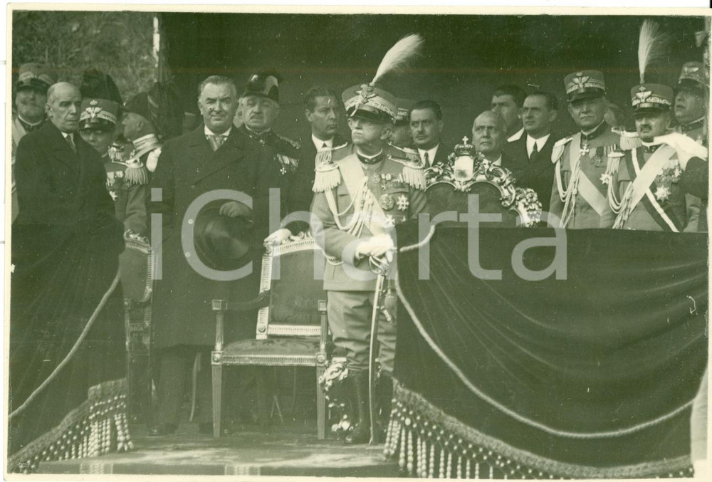 Fotografia d epoca originale 1930 ROMA Vittorio Emanuele III inaugura monumento caduti GUARDIA DI FINANZA 1