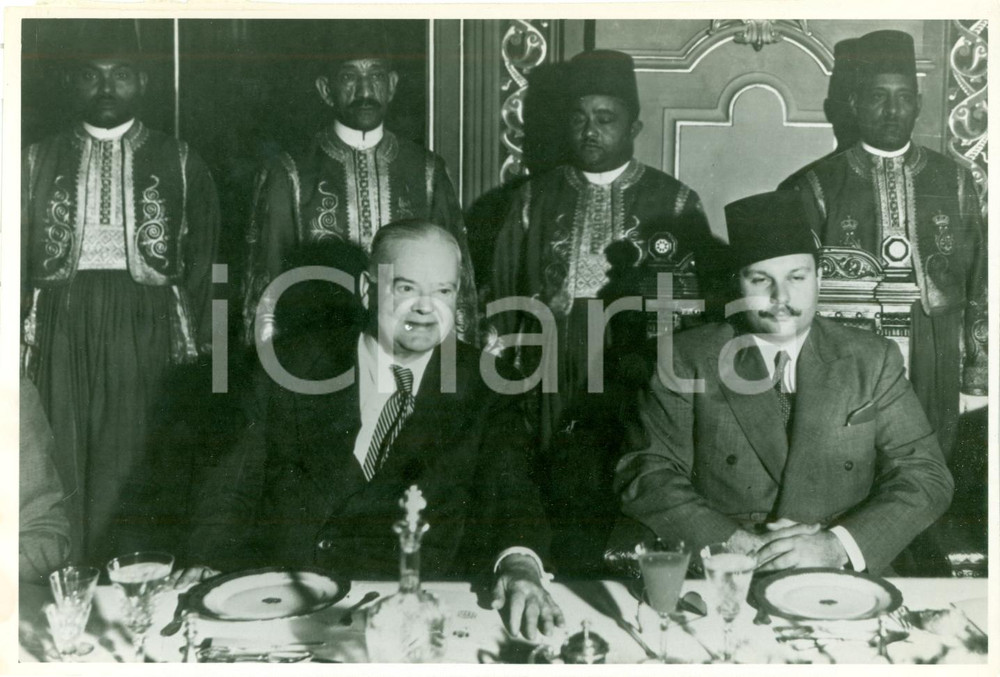 Fotografia d epoca originale 1946 EGITTO Herbert HOOVER banchetto con Re Faruq I FOTOGRAFIA 1