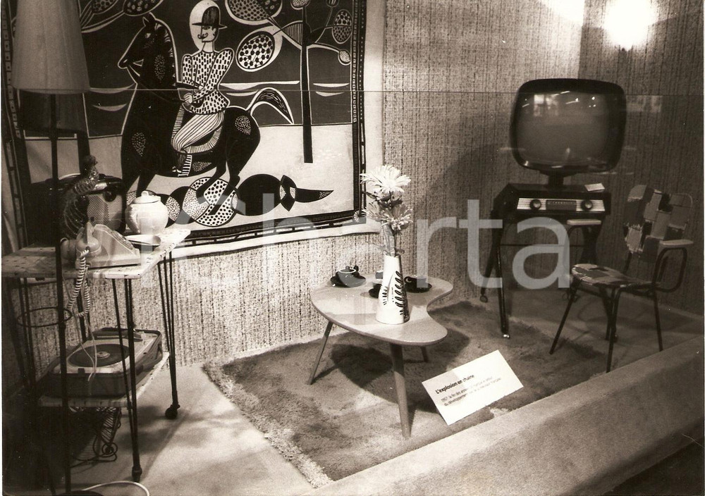 Fotografia d epoca originale 1986 PARIS CitÃ© Sciences Industrie EUROVISION Diorama Histoire TELEVISION Photo 1
