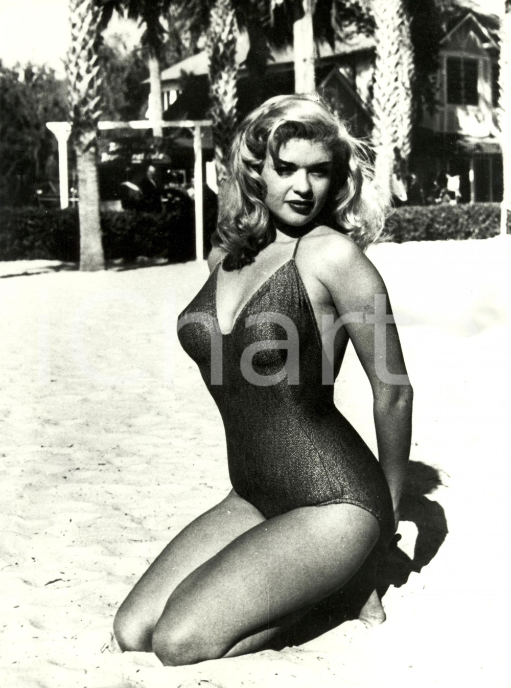 Fotografia d epoca originale 1960 ca USA? Jayne MANSFIELD posa in costume intero sulla spiaggia Foto di set 1