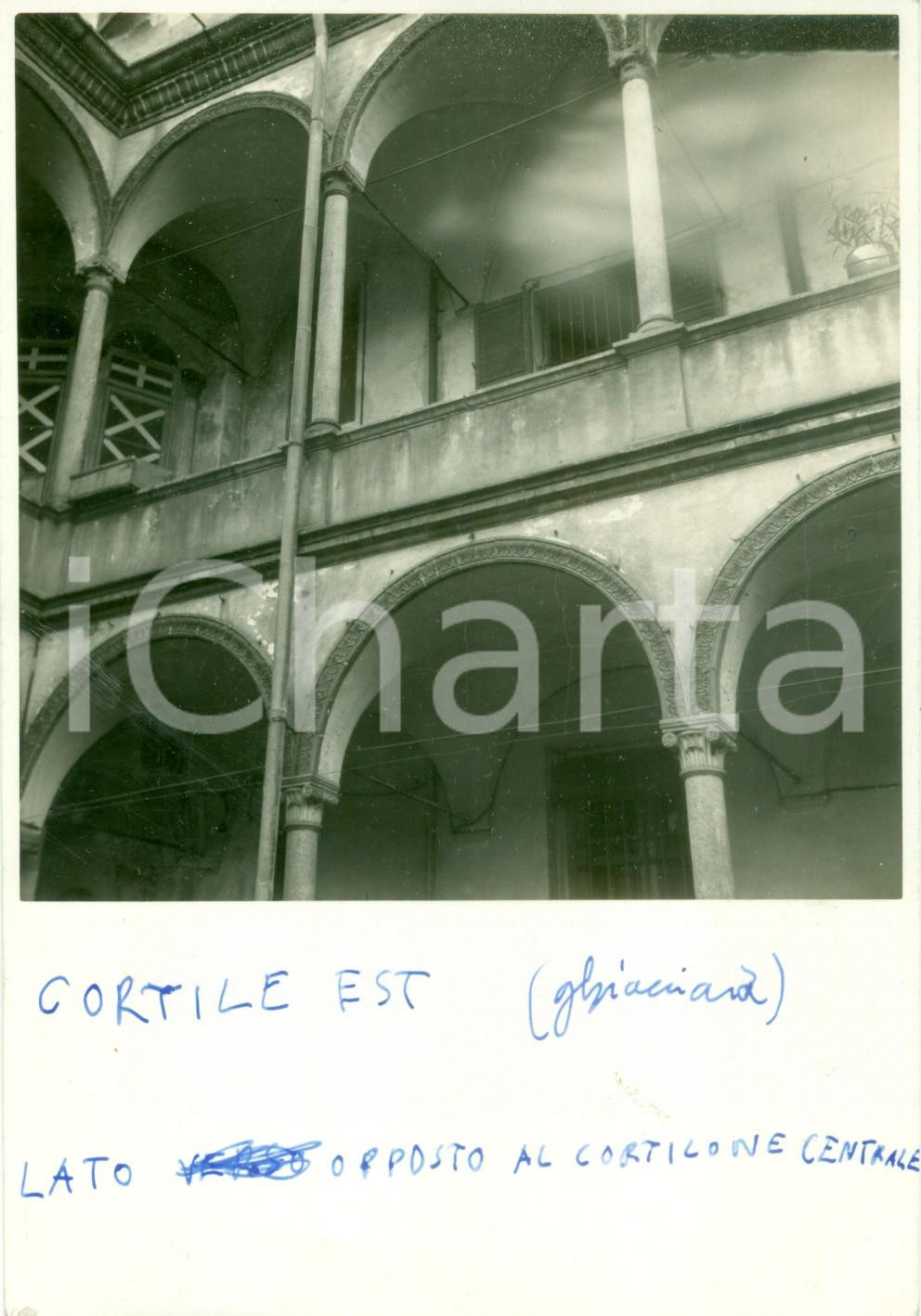 Fotografia d epoca originale 1936 MILANO Cortile est dell OSPEDALE MAGGIORE prima dei restauri Fotografia 1