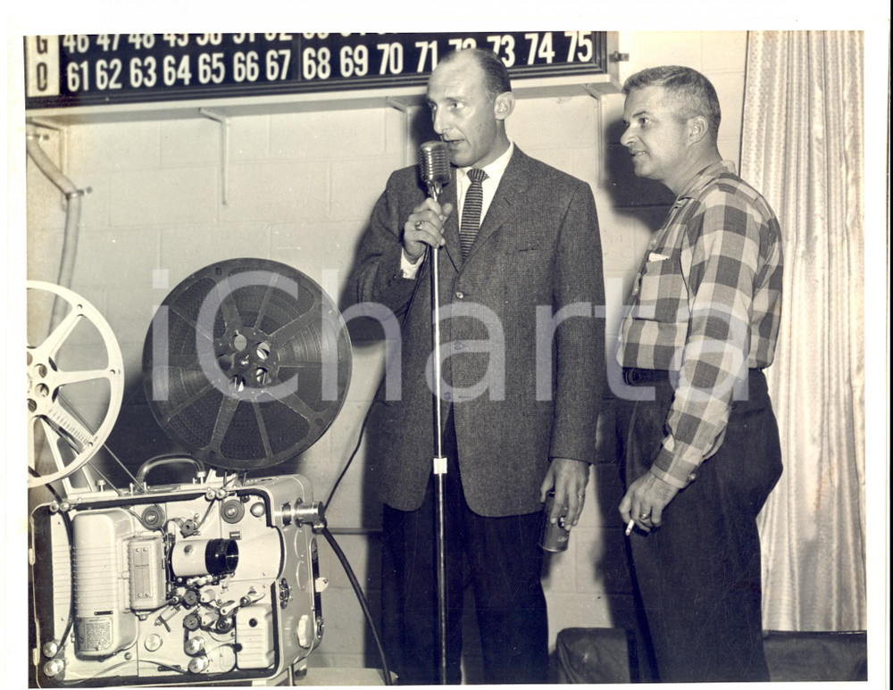 Fotografia d epoca originale 1960 ca USA La registrazione di un programma radiofonico Foto VINTAGE 24x18 cm 1