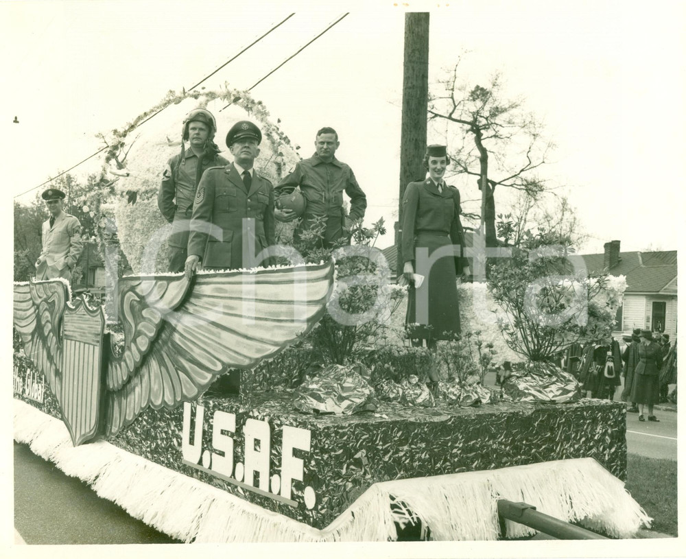Fotografia d epoca originale 1955 ca NORTH CAROLINA U.S.A.F Carro principale parata per reclutamento FOTO 1