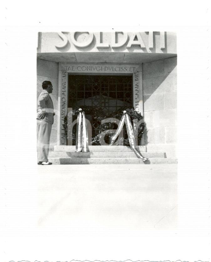 Fotografia d epoca originale 1936 MONTE GRAPPA Raduno 31 Regg. Artiglieria Corone fiori OSSARIO CADUTI 1