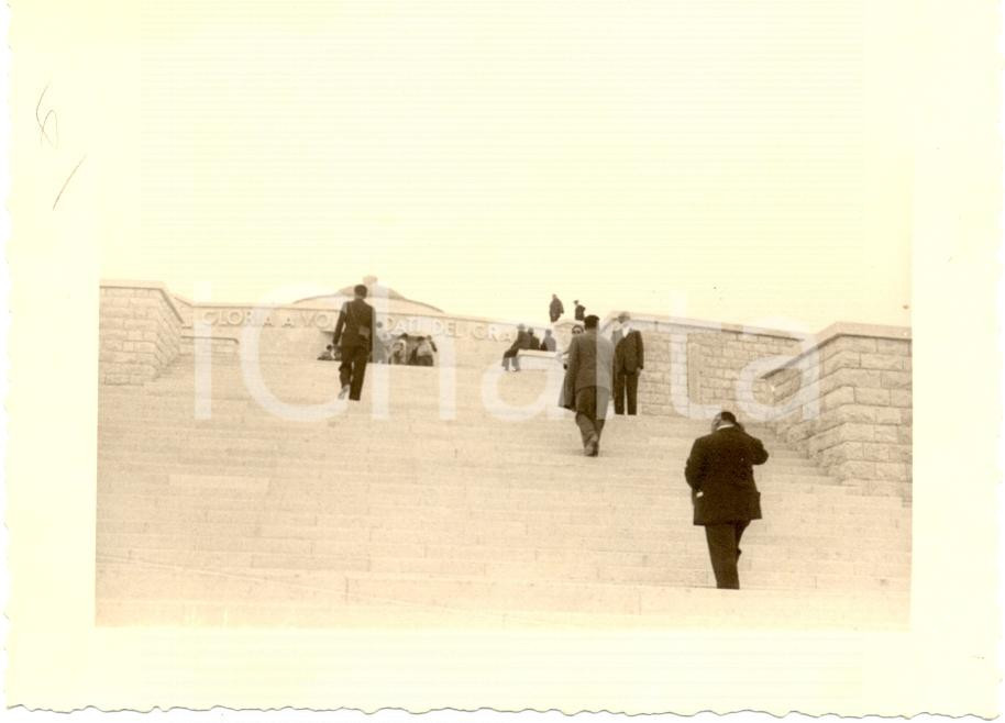 Fotografia d epoca originale 1936 MONTE GRAPPA Raduno 31 Regg. Artiglieria Gruppo sale ultima rampa SACRARIO 1