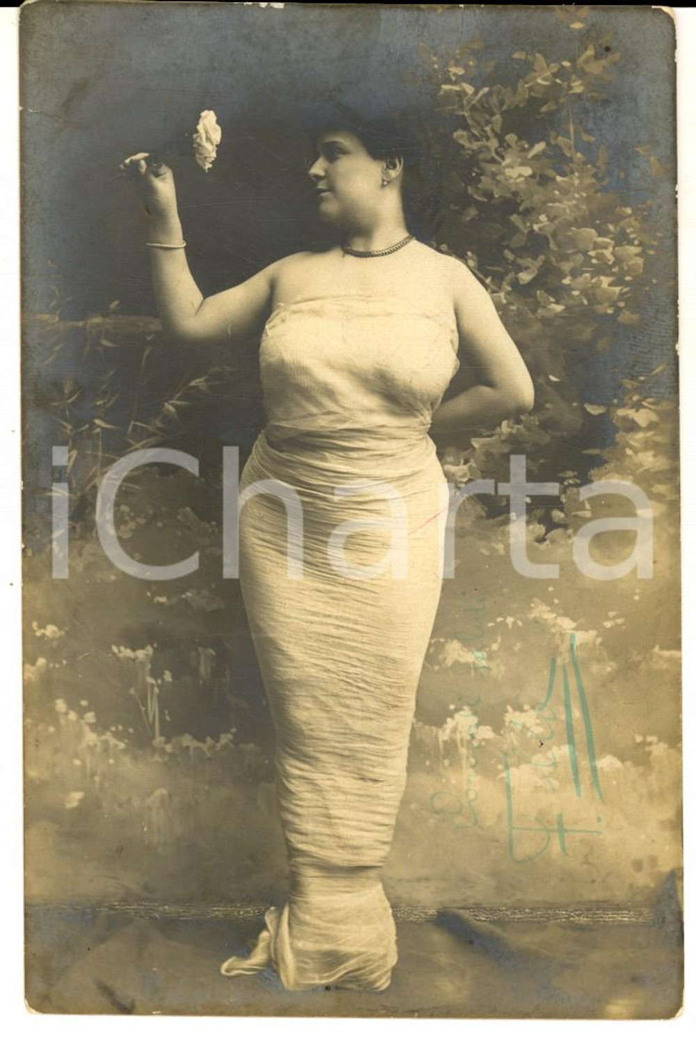 Cartolina originale da collezione 1900 ca COSTUMI Attrice di varietÃ  in abito a sirena Cartolina VINTAGE FP VG 1
