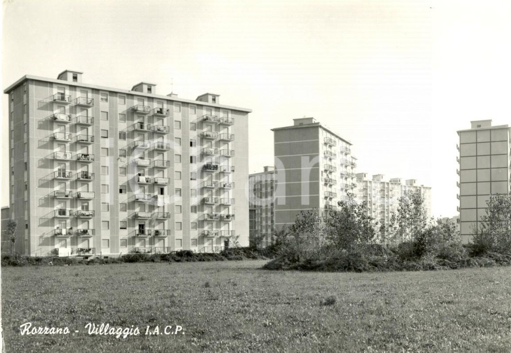 Cartolina originale da collezione 1967 ROZZANO MI Il Villaggio ISTITUTO AUTONOMO CASA POPOLARI IACP FG VG 1