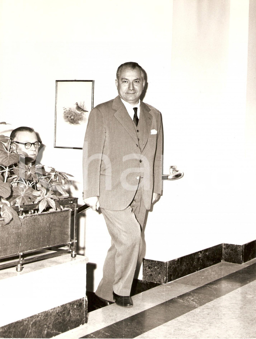 Fotografia d epoca originale 1962 MILANO Congresso Internazionale CARBION Mr. ECKERT lascia conferenza Foto 1